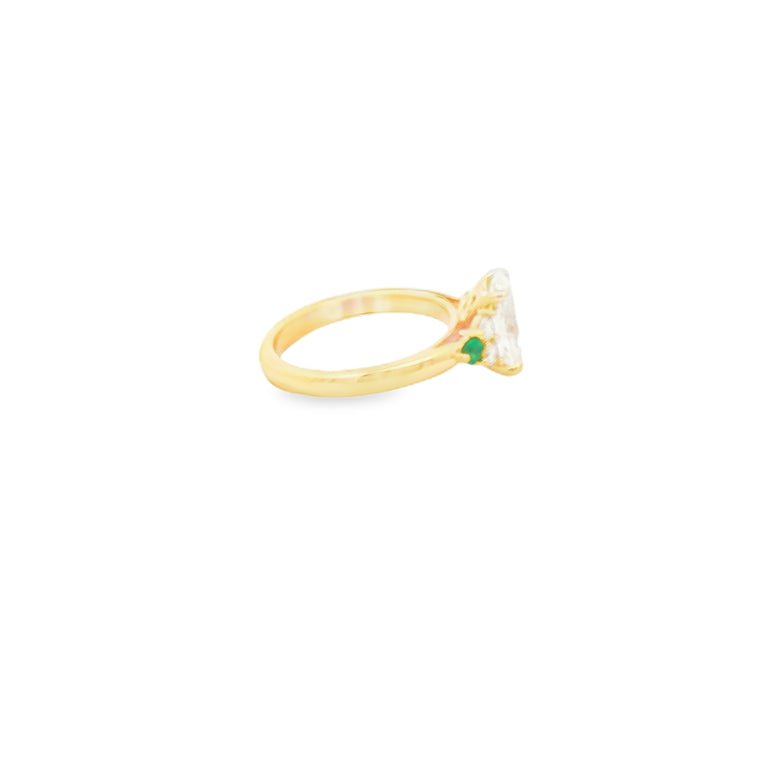 2 carat center Oval Brilliant Diamond and Emerald Multi-Stone 14kt Gold Ring