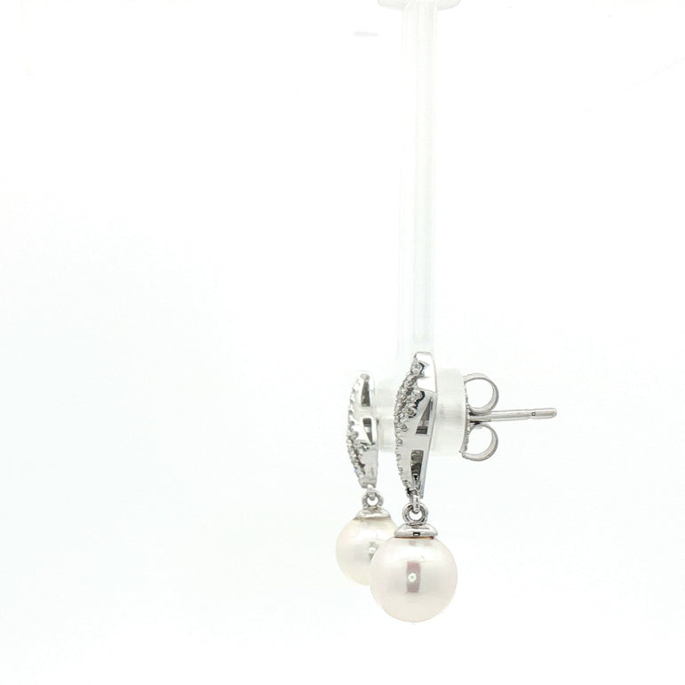 Elegant White Gold Dangle Earrings with Round Pearl