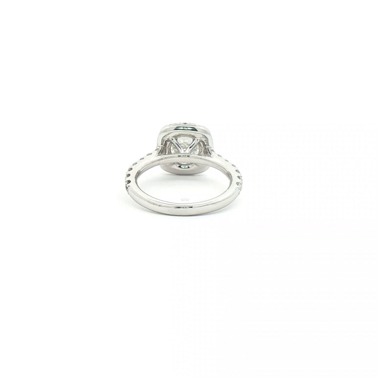 Classic White Gold Round Brilliant Diamond Engagement Ring