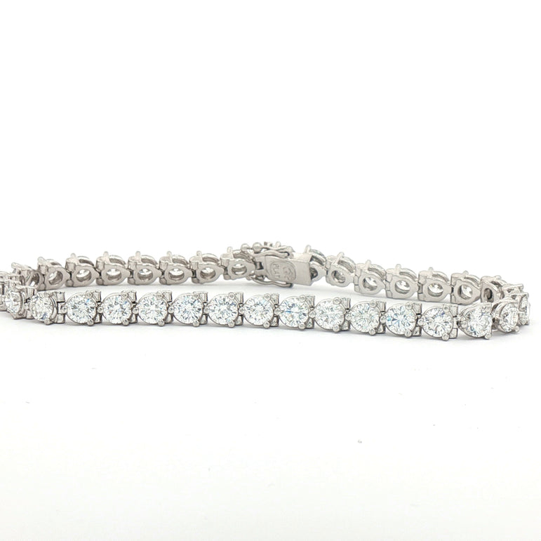 Platinum Tennis Bracelet with Round Brilliant Cut Diamonds