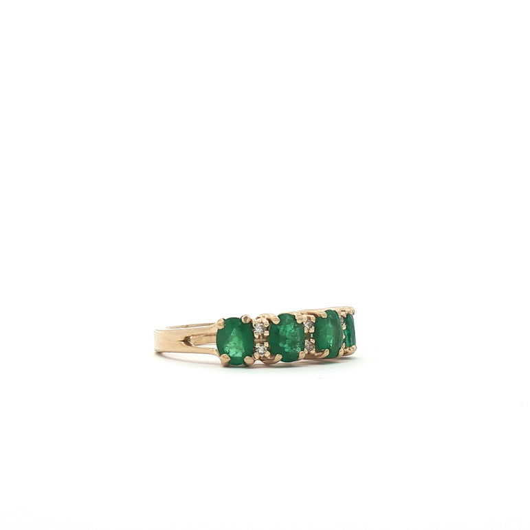 14kt Yellow Gold Oval Emerald with diamonds