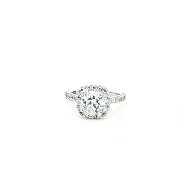 Classic White Gold Round Brilliant Diamond Engagement Ring