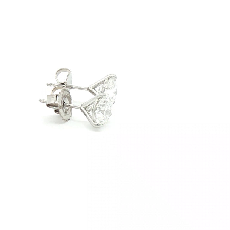Brilliant Round Diamond Stud Earrings in White Gold