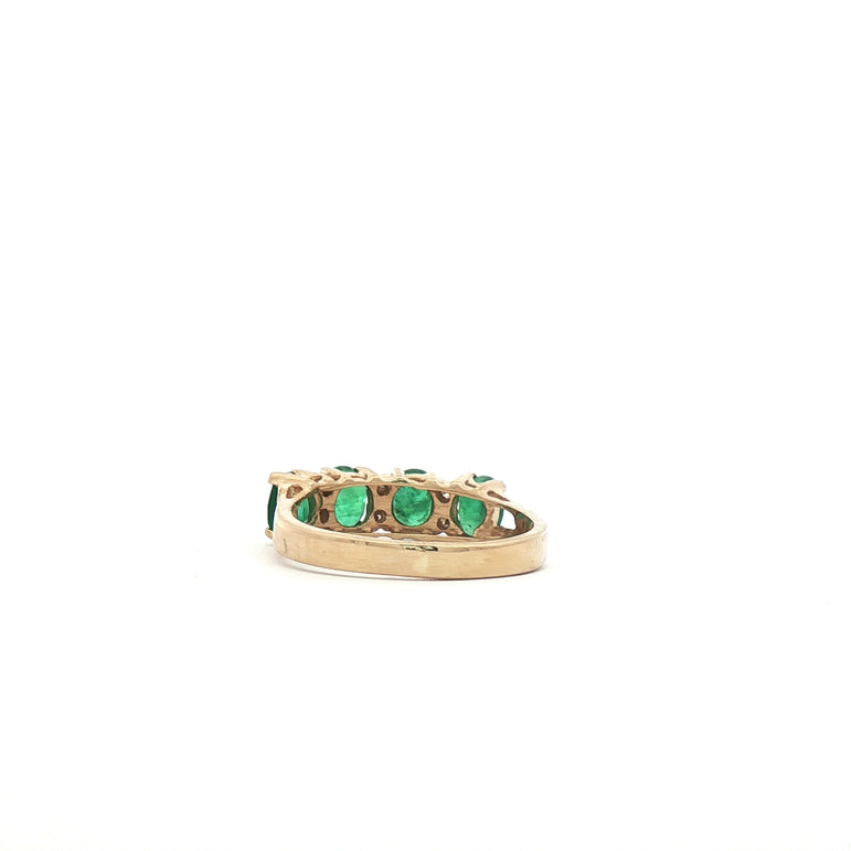 14kt Yellow Gold Oval Emerald with diamonds