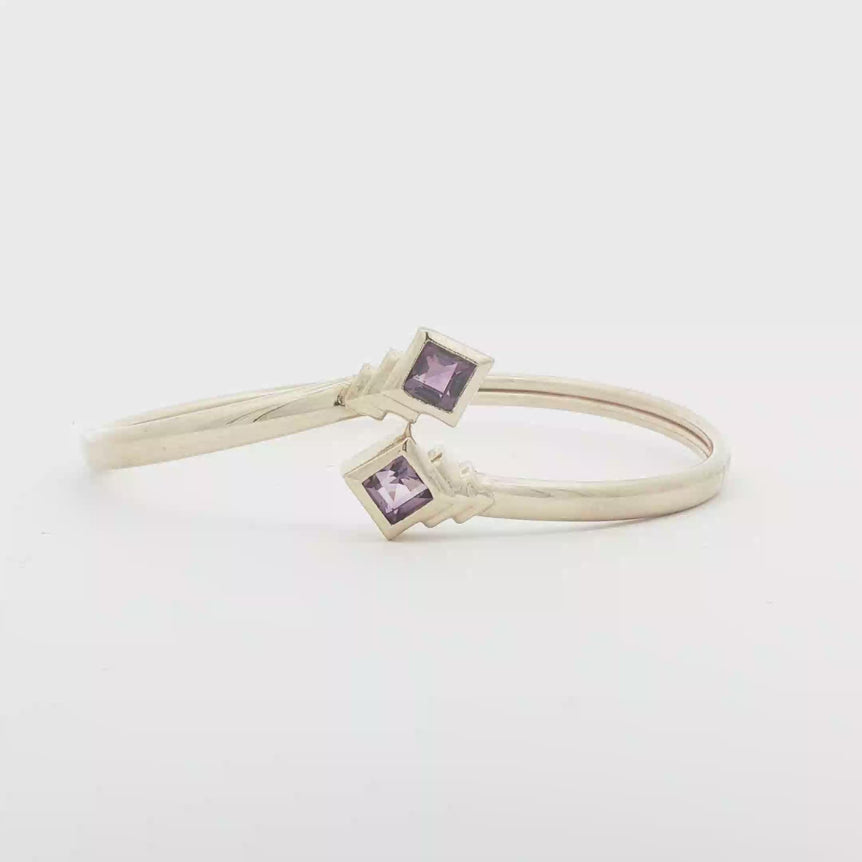 Square Step Cut Amethyst flex Bangle in 14ktYellow Goldvt
