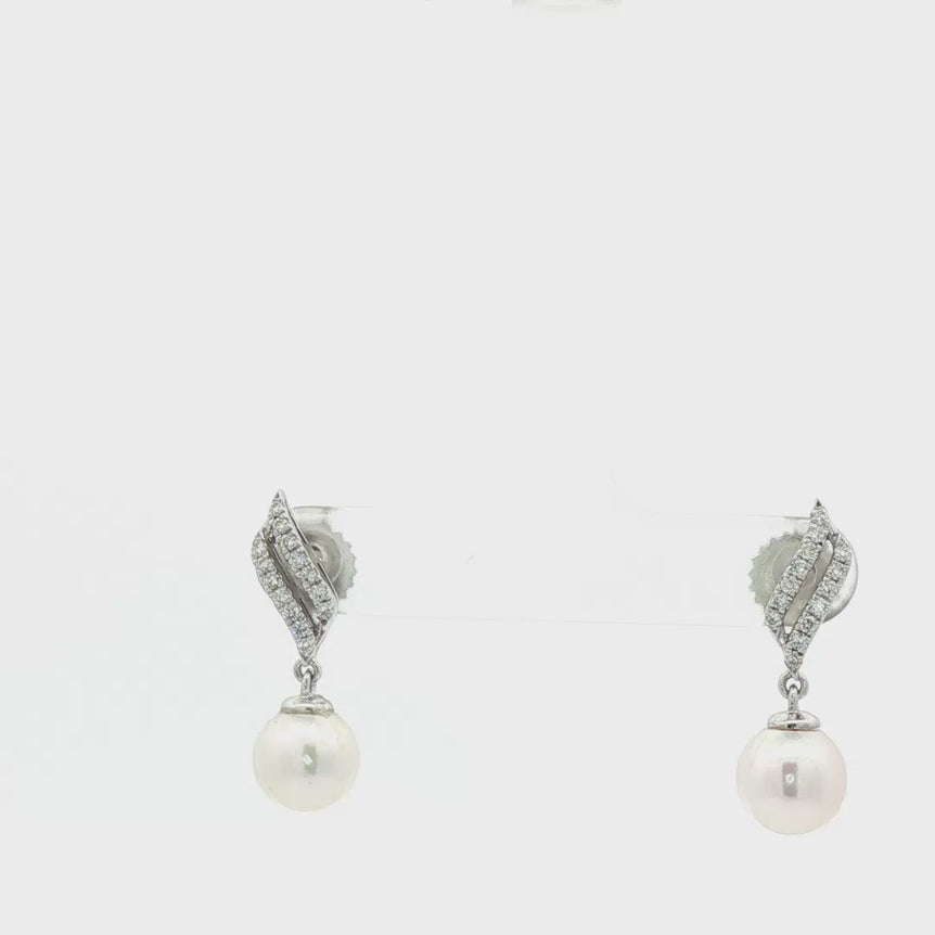 Elegant White Gold Dangle Earrings with Round Pearl